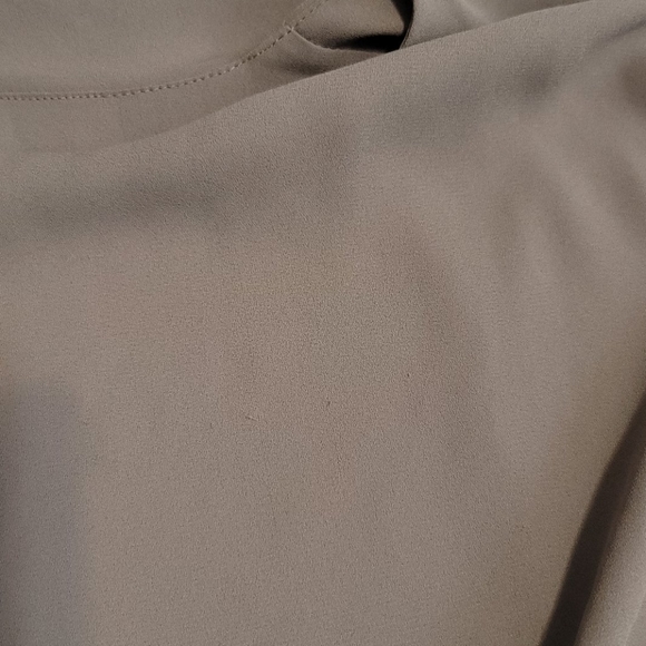 Aritzia Babaton Boxy Oversized Tunic Shirt - Picture 8 of 8